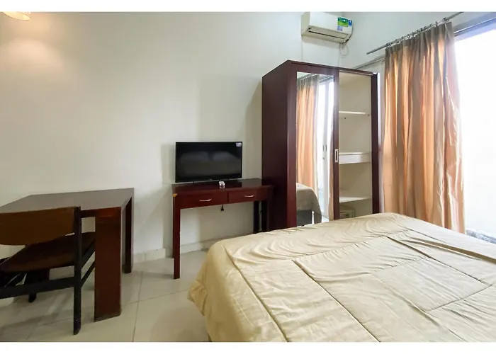 Curves Residence Mitra Reddoorz Jakarta